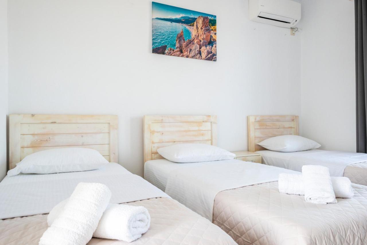 Blue Horizon Hotel ฮีมาเรอ ภายนอก รูปภาพ