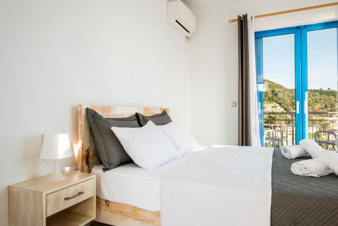 Blue Horizon Hotel ฮีมาเรอ ภายนอก รูปภาพ