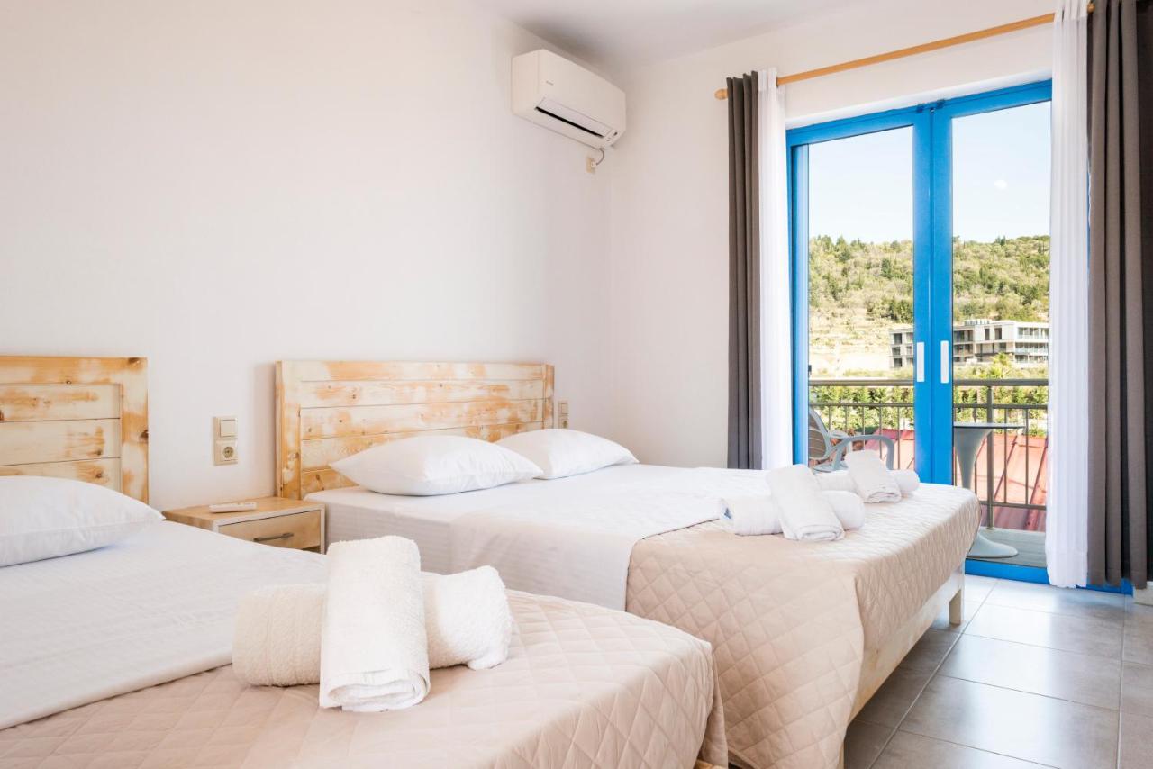 Blue Horizon Hotel ฮีมาเรอ ภายนอก รูปภาพ